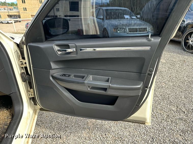 image for item DP3135 2008 Chrysler 300