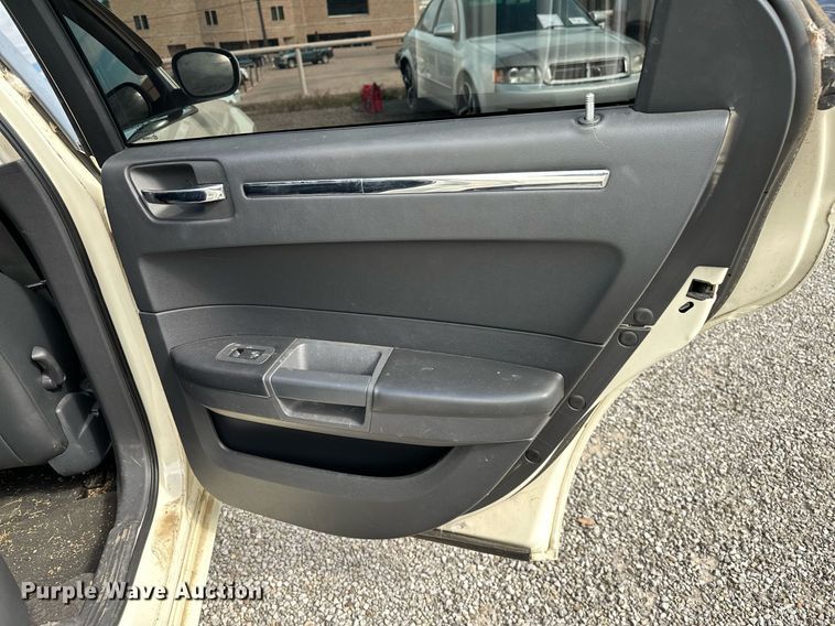 image for item DP3135 2008 Chrysler 300