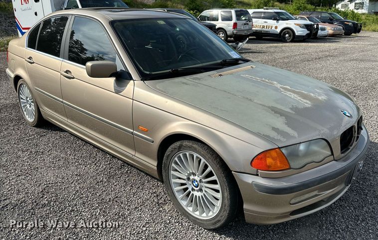 image for item DP3136 2001 BMW 330i