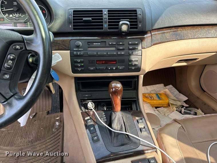 image for item DP3136 2001 BMW 330i