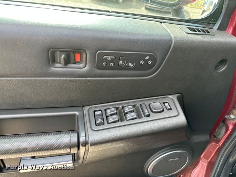 image for item DP3138 2005 Hummer H2  SUV