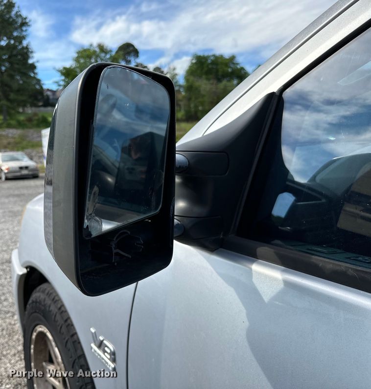 image for item DP3140 2004 Nissan Titan  Ext. Cab pickup truck