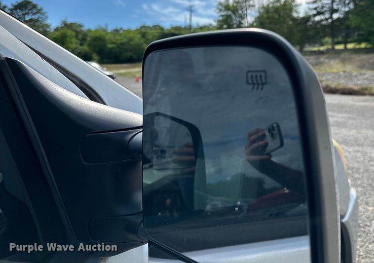 image for item DP3140 2004 Nissan Titan  Ext. Cab pickup truck