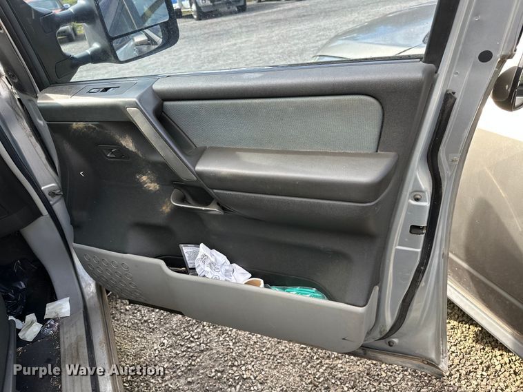 image for item DP3140 2004 Nissan Titan  Ext. Cab pickup truck