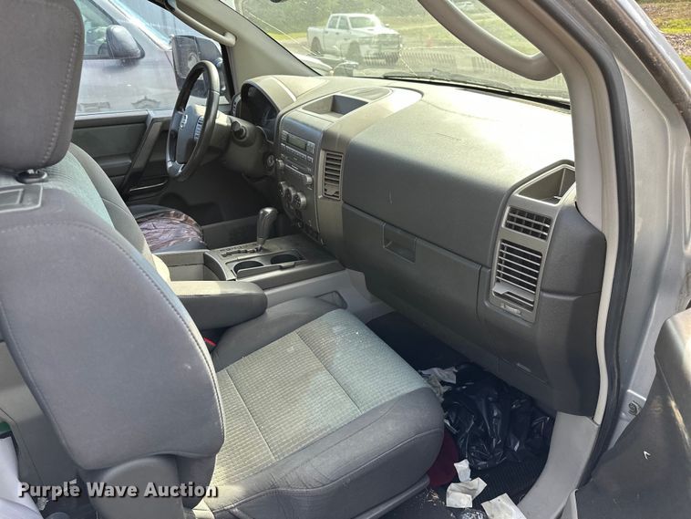 image for item DP3140 2004 Nissan Titan  Ext. Cab pickup truck