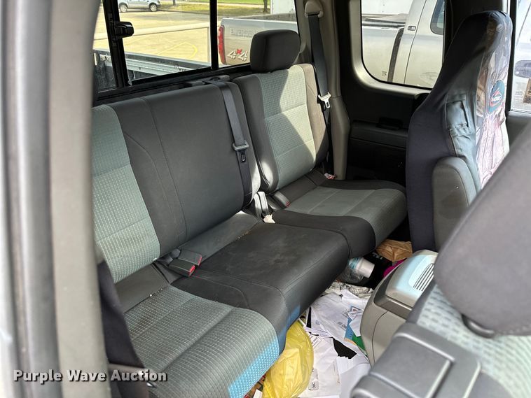 image for item DP3140 2004 Nissan Titan  Ext. Cab pickup truck