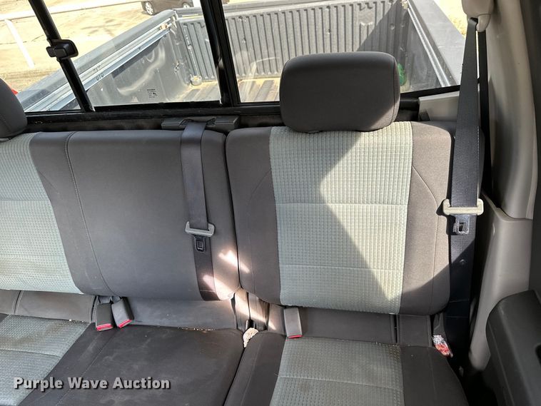 image for item DP3140 2004 Nissan Titan  Ext. Cab pickup truck