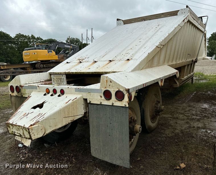 image for item DP3141 2002 Construction Trailer Specialist  bottom dump trailer