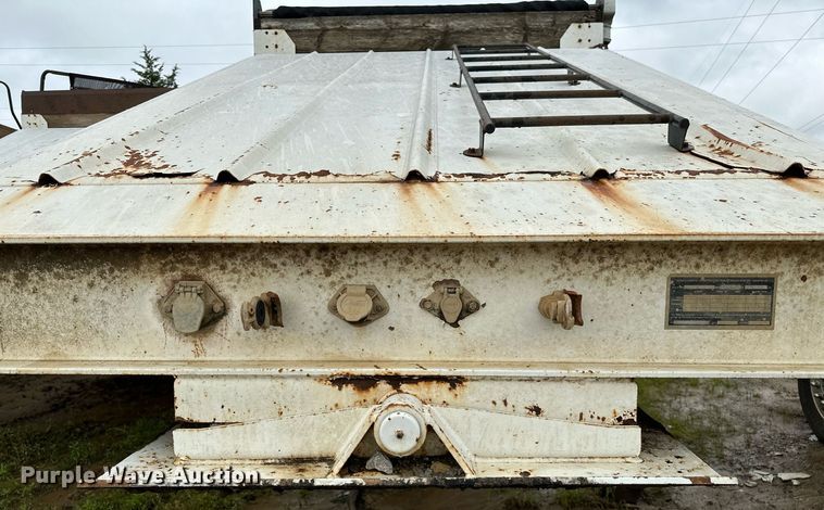 image for item DP3141 2002 Construction Trailer Specialist  bottom dump trailer