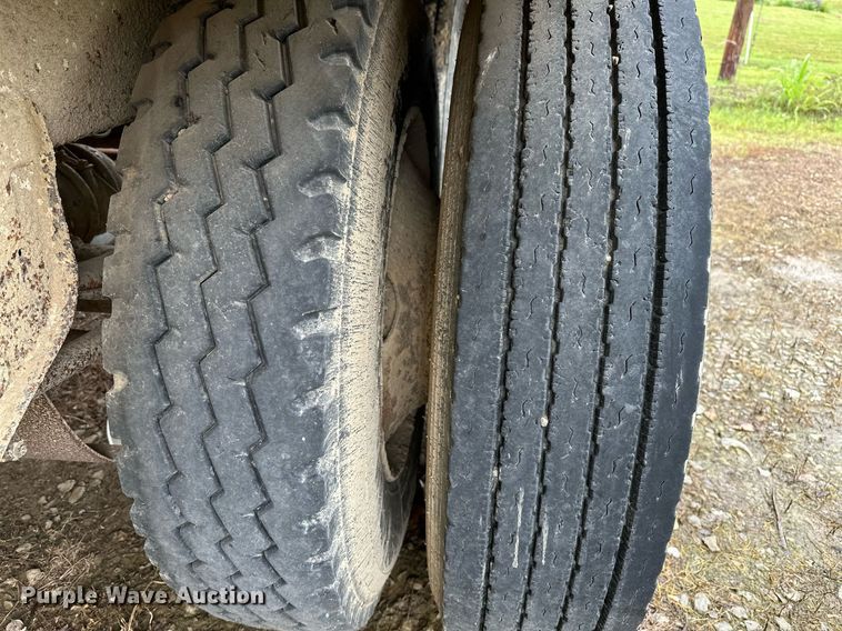 image for item DP3141 2002 Construction Trailer Specialist  bottom dump trailer