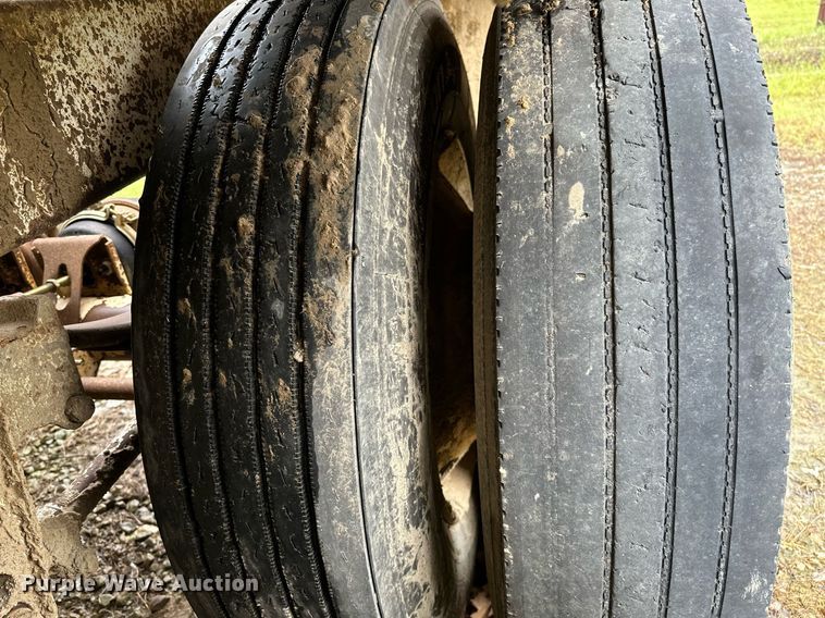 image for item DP3141 2002 Construction Trailer Specialist  bottom dump trailer