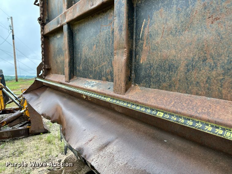 image for item DP3142 1997 Ford LT9000  dump truck