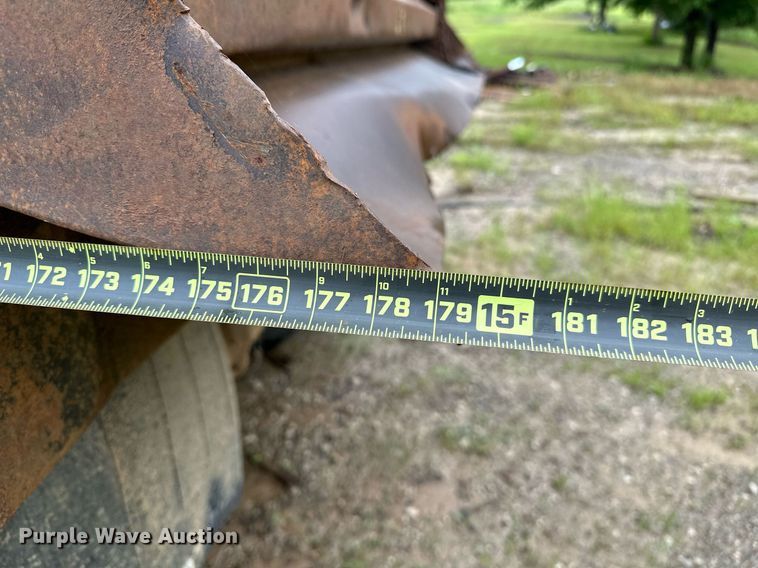 image for item DP3142 1997 Ford LT9000  dump truck