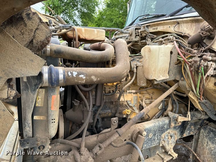 image for item DP3142 1997 Ford LT9000  dump truck