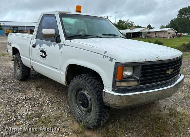 image for item DP3145 1992 Chevrolet K1500  pickup truck