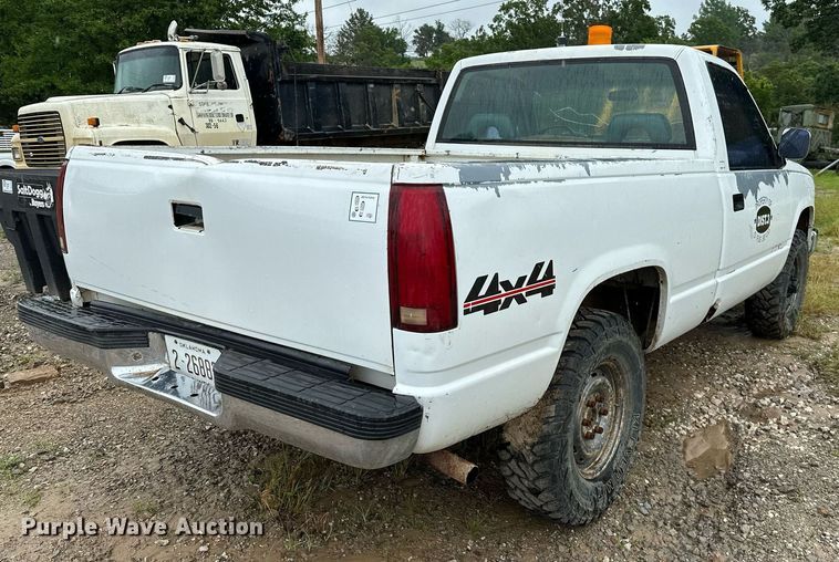 image for item DP3145 1992 Chevrolet K1500  pickup truck