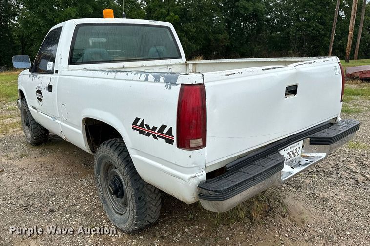 image for item DP3145 1992 Chevrolet K1500  pickup truck