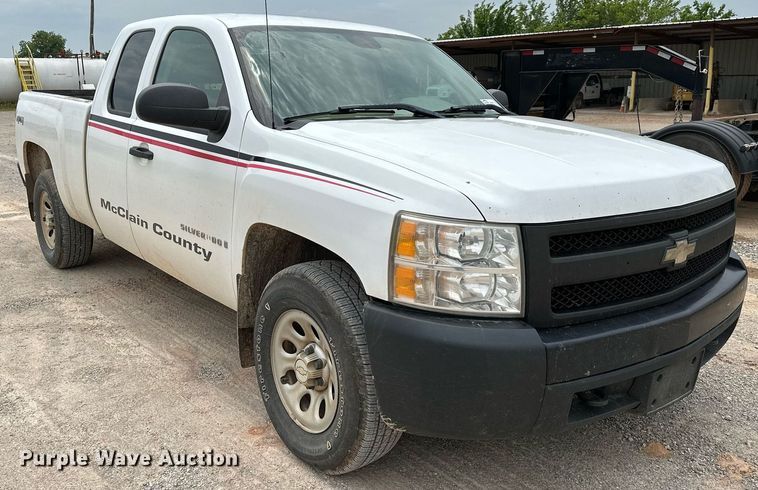 image for item DP3161 2007 Chevrolet Silverado 1500  Ext. Cab pickup truck