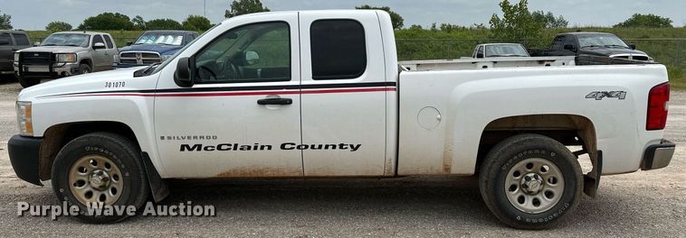 image for item DP3161 2007 Chevrolet Silverado 1500  Ext. Cab pickup truck