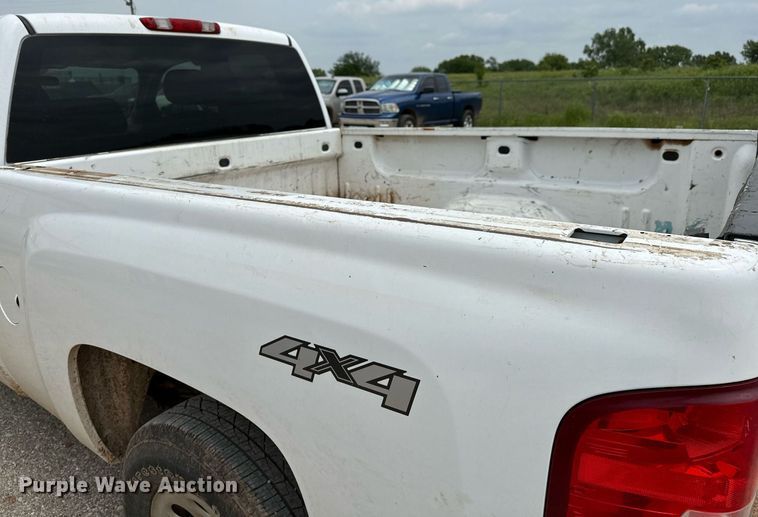 image for item DP3161 2007 Chevrolet Silverado 1500  Ext. Cab pickup truck