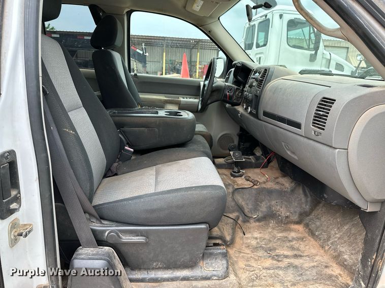 image for item DP3161 2007 Chevrolet Silverado 1500  Ext. Cab pickup truck