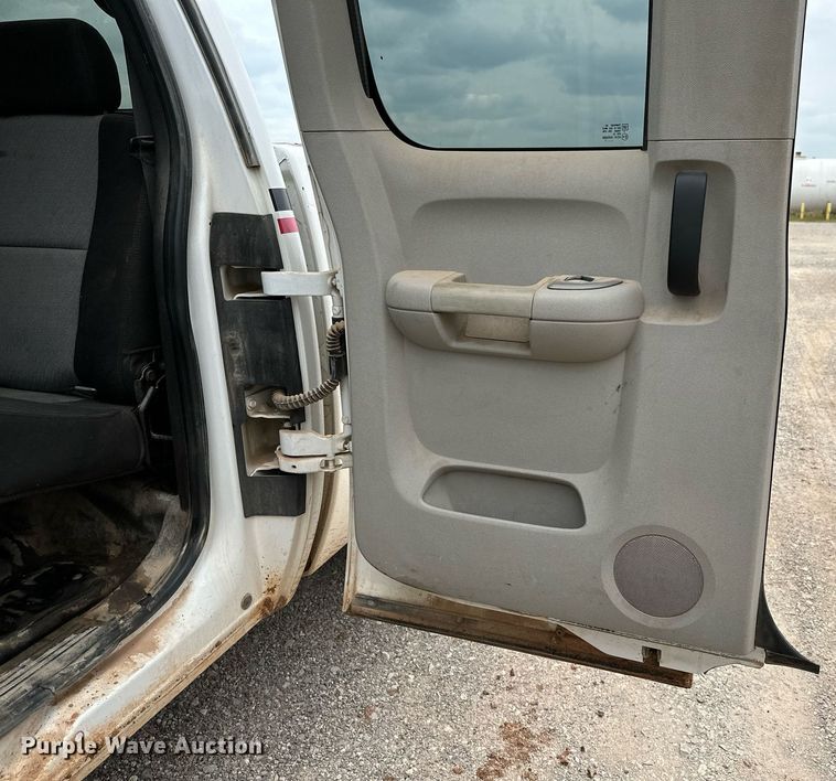 image for item DP3161 2007 Chevrolet Silverado 1500  Ext. Cab pickup truck