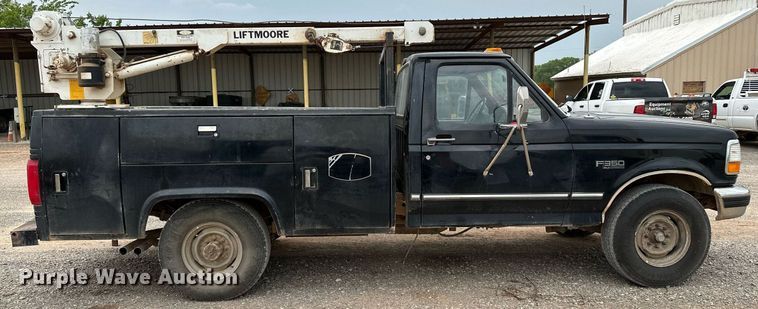 image for item DP3162 1997 Ford F350  utility bed pickup truck