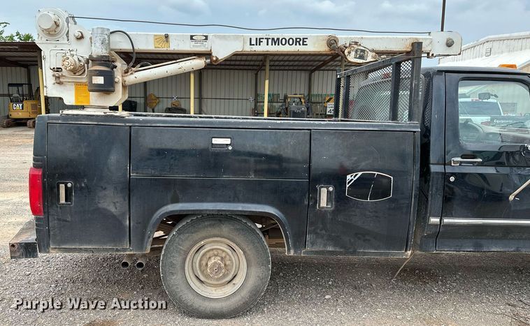 image for item DP3162 1997 Ford F350  utility bed pickup truck