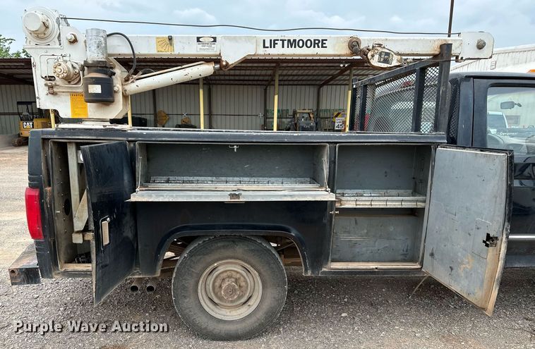 image for item DP3162 1997 Ford F350  utility bed pickup truck