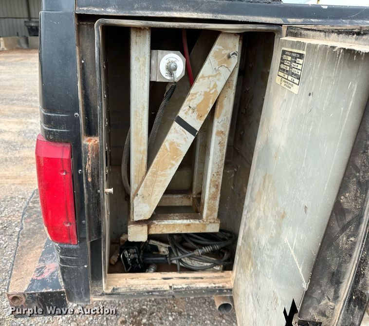 image for item DP3162 1997 Ford F350  utility bed pickup truck