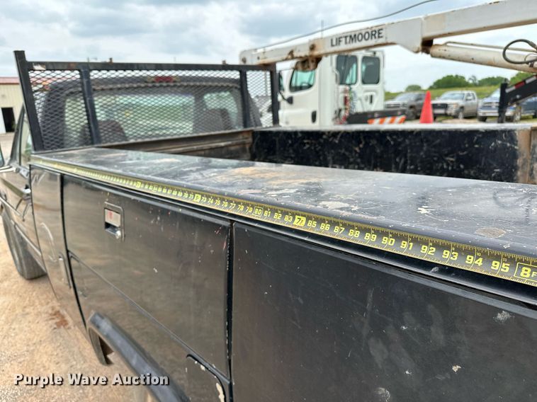 image for item DP3162 1997 Ford F350  utility bed pickup truck