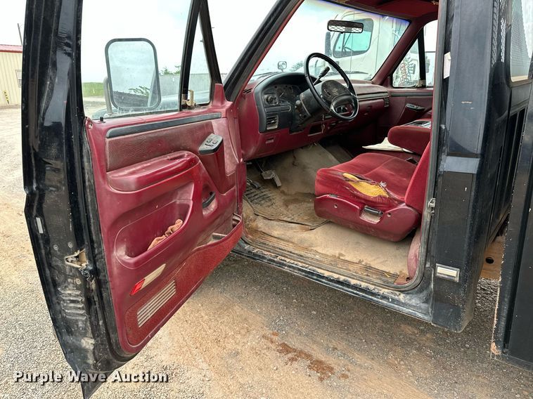 image for item DP3162 1997 Ford F350  utility bed pickup truck