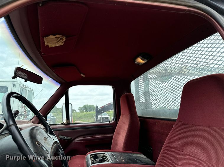 image for item DP3162 1997 Ford F350  utility bed pickup truck