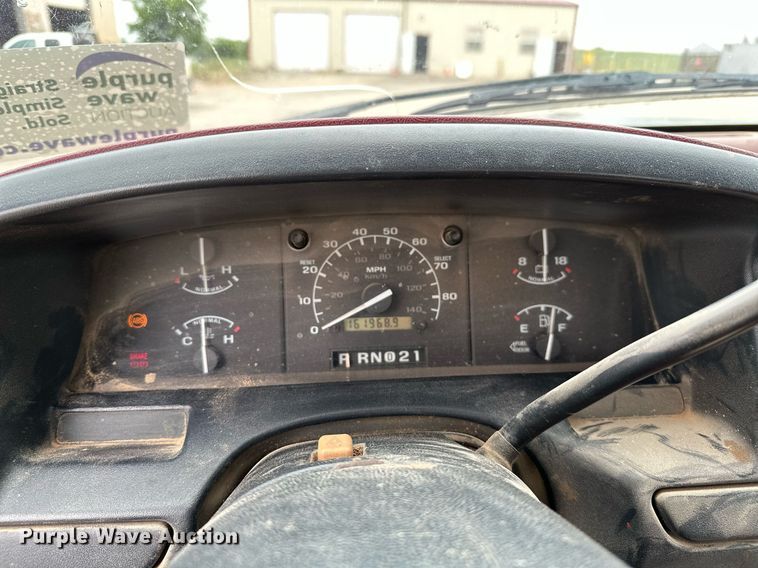 image for item DP3162 1997 Ford F350  utility bed pickup truck