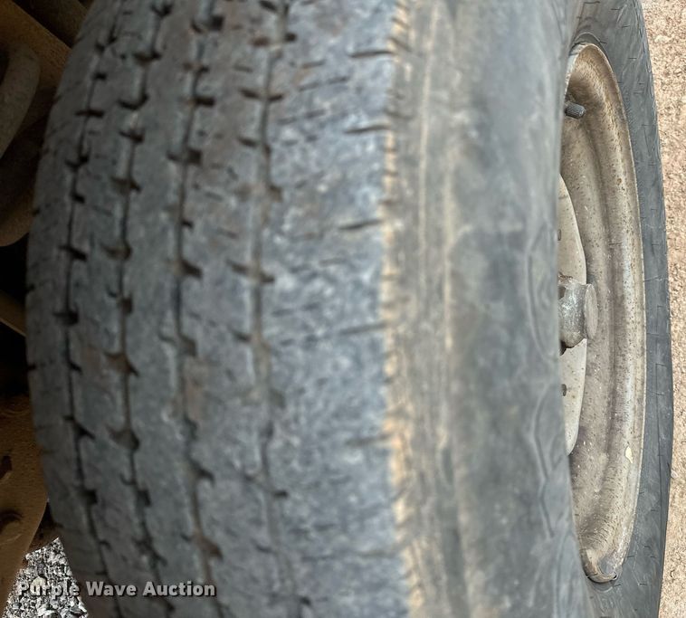 image for item DP3162 1997 Ford F350  utility bed pickup truck