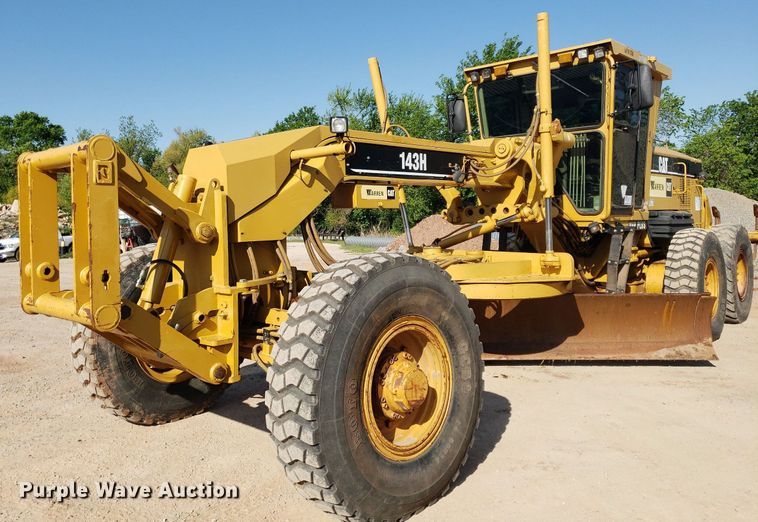 image for item DP7852 2007 Caterpillar   143H motor grader