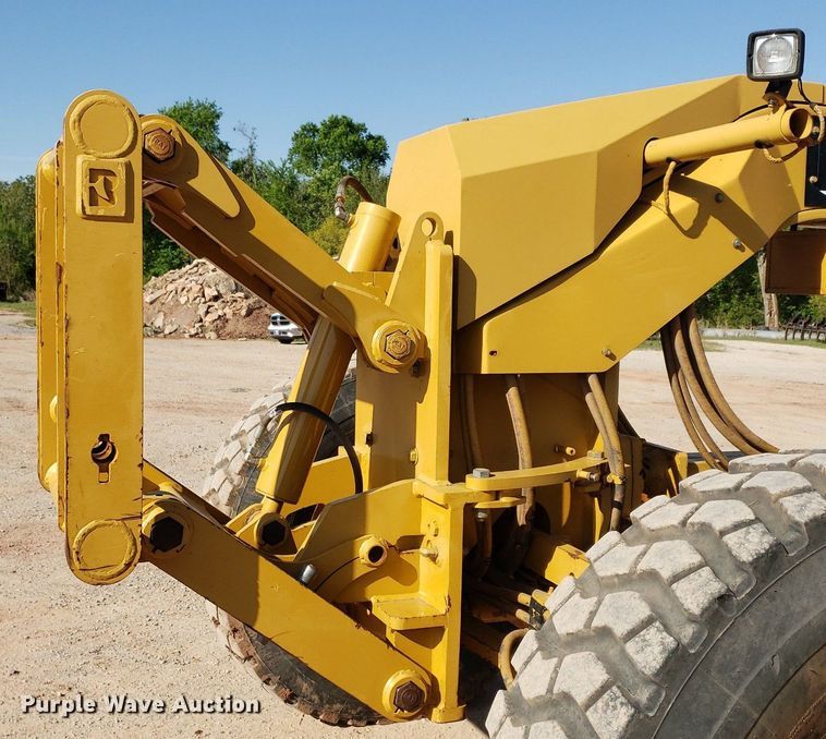 image for item DP7852 2007 Caterpillar   143H motor grader