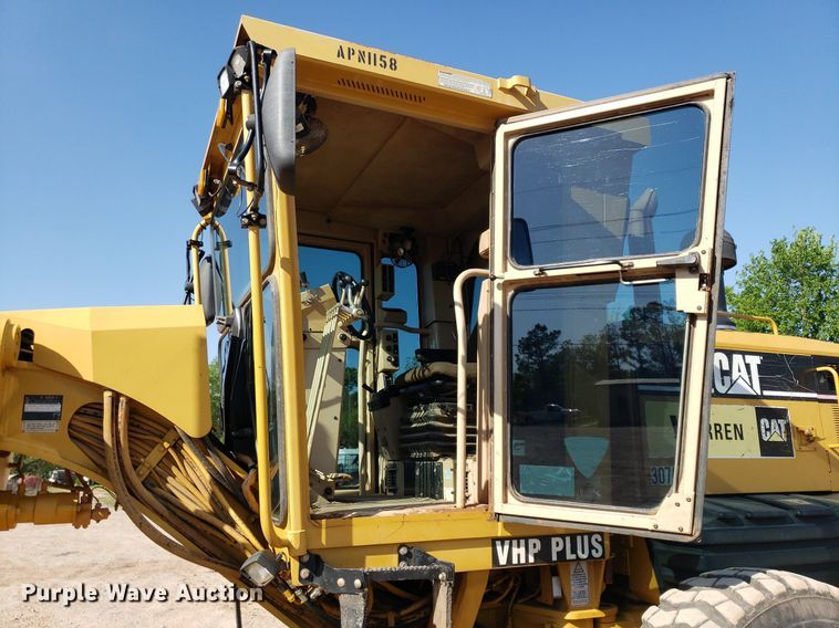 image for item DP7852 2007 Caterpillar   143H motor grader