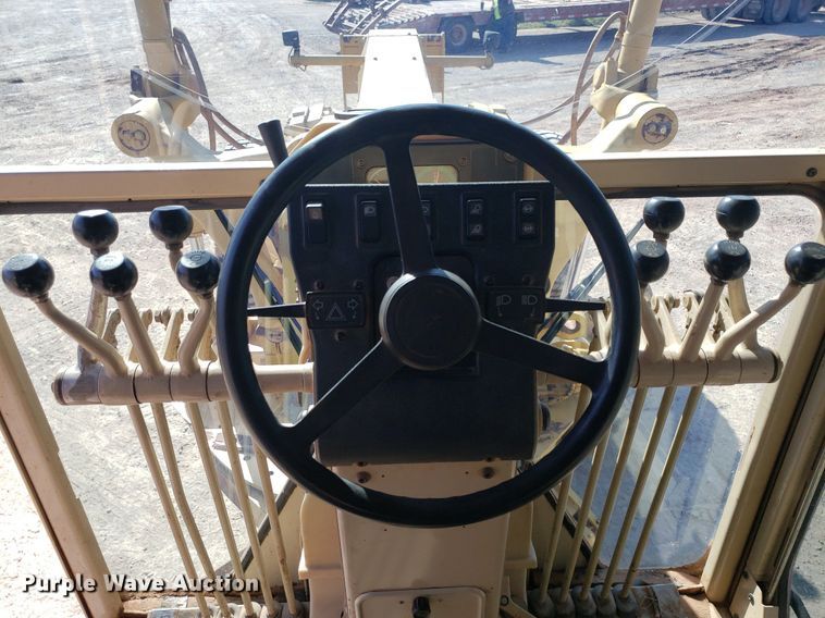 image for item DP7852 2007 Caterpillar   143H motor grader