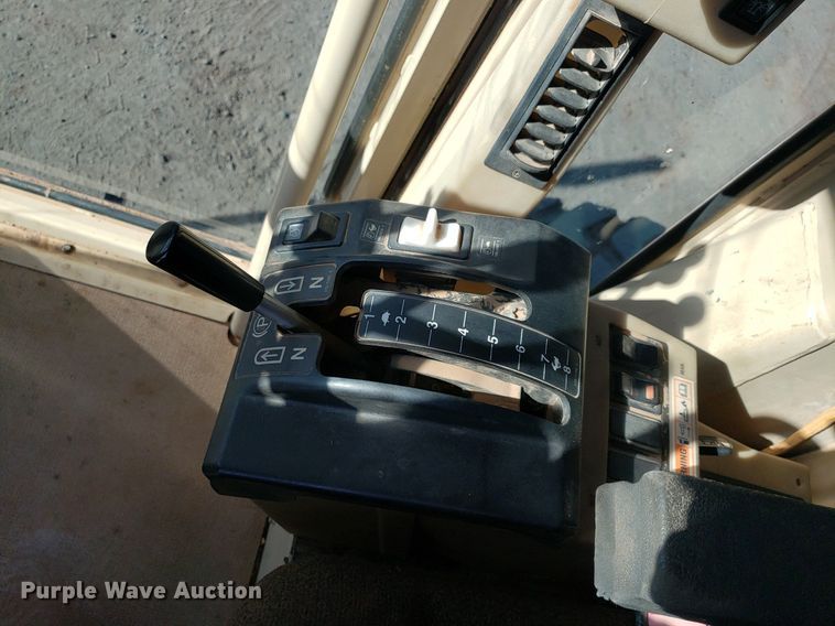 image for item DP7852 2007 Caterpillar   143H motor grader