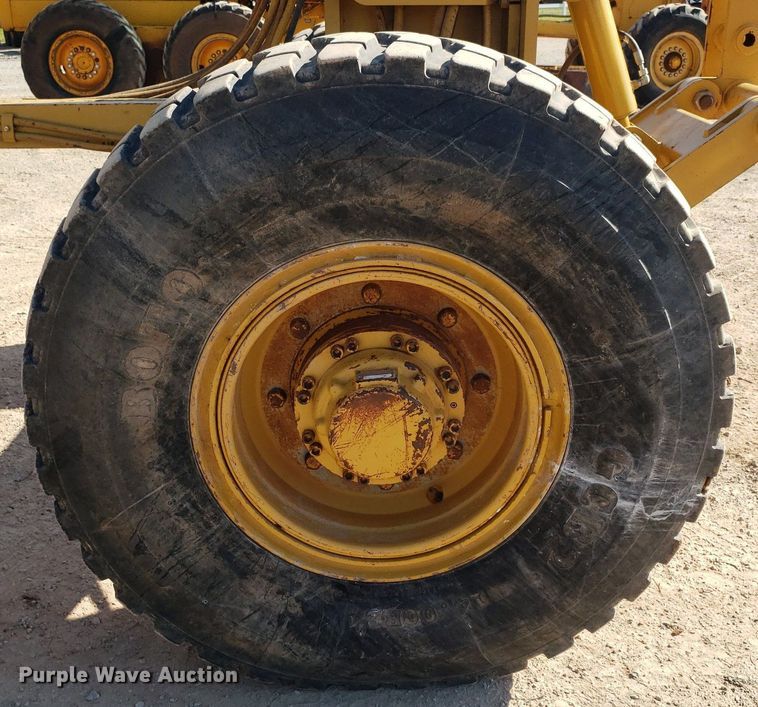 image for item DP7852 2007 Caterpillar   143H motor grader