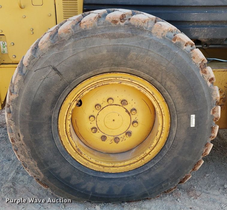 image for item DP7852 2007 Caterpillar   143H motor grader