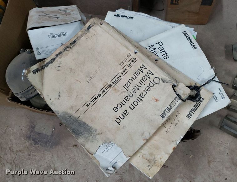 image for item DP7852 2007 Caterpillar   143H motor grader