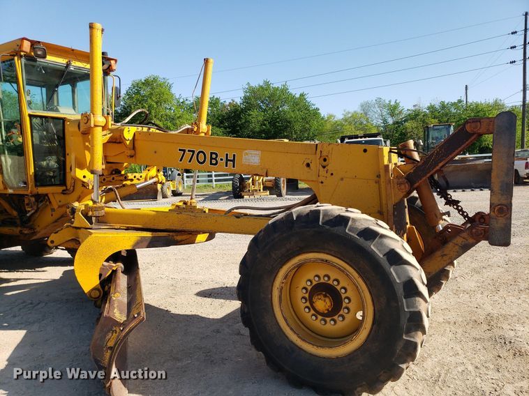 image for item DP7854 1990 John Deere 770B-H  motor grader