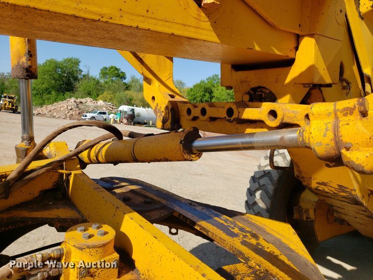 image for item DP7854 1990 John Deere 770B-H  motor grader