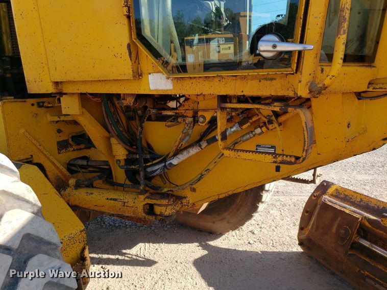 image for item DP7854 1990 John Deere 770B-H  motor grader