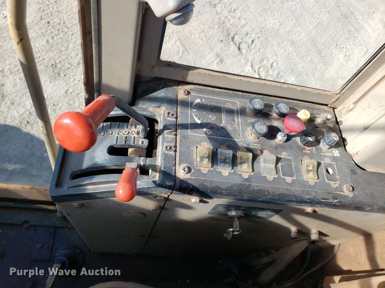 image for item DP7854 1990 John Deere 770B-H  motor grader