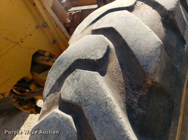 image for item DP7854 1990 John Deere 770B-H  motor grader