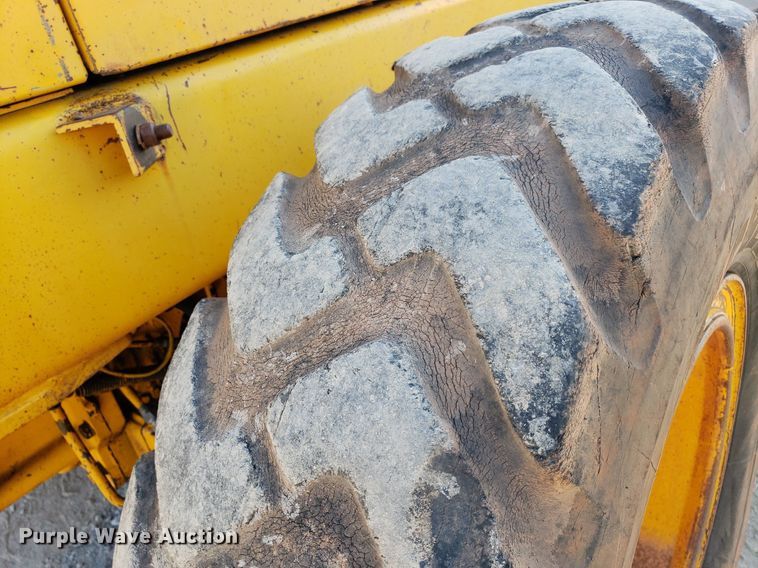 image for item DP7854 1990 John Deere 770B-H  motor grader