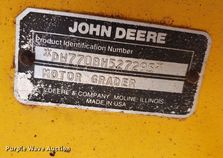 image for item DP7854 1990 John Deere 770B-H  motor grader